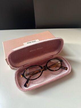 Miu Miu MU 01XV Oval Glasses : Frames - Honey Havana - with Pink Velvet Case